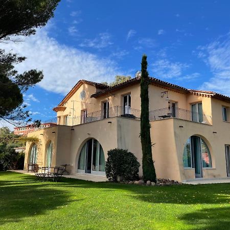 גרימו Villa Angelina Garden מראה חיצוני תמונה