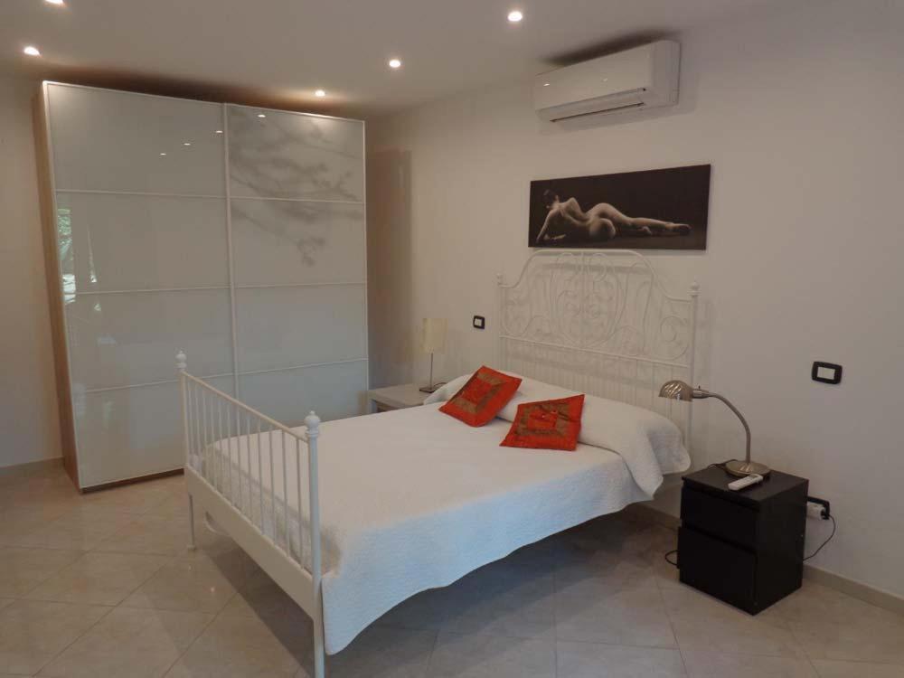 גרימו Villa Angelina Garden מראה חיצוני תמונה
