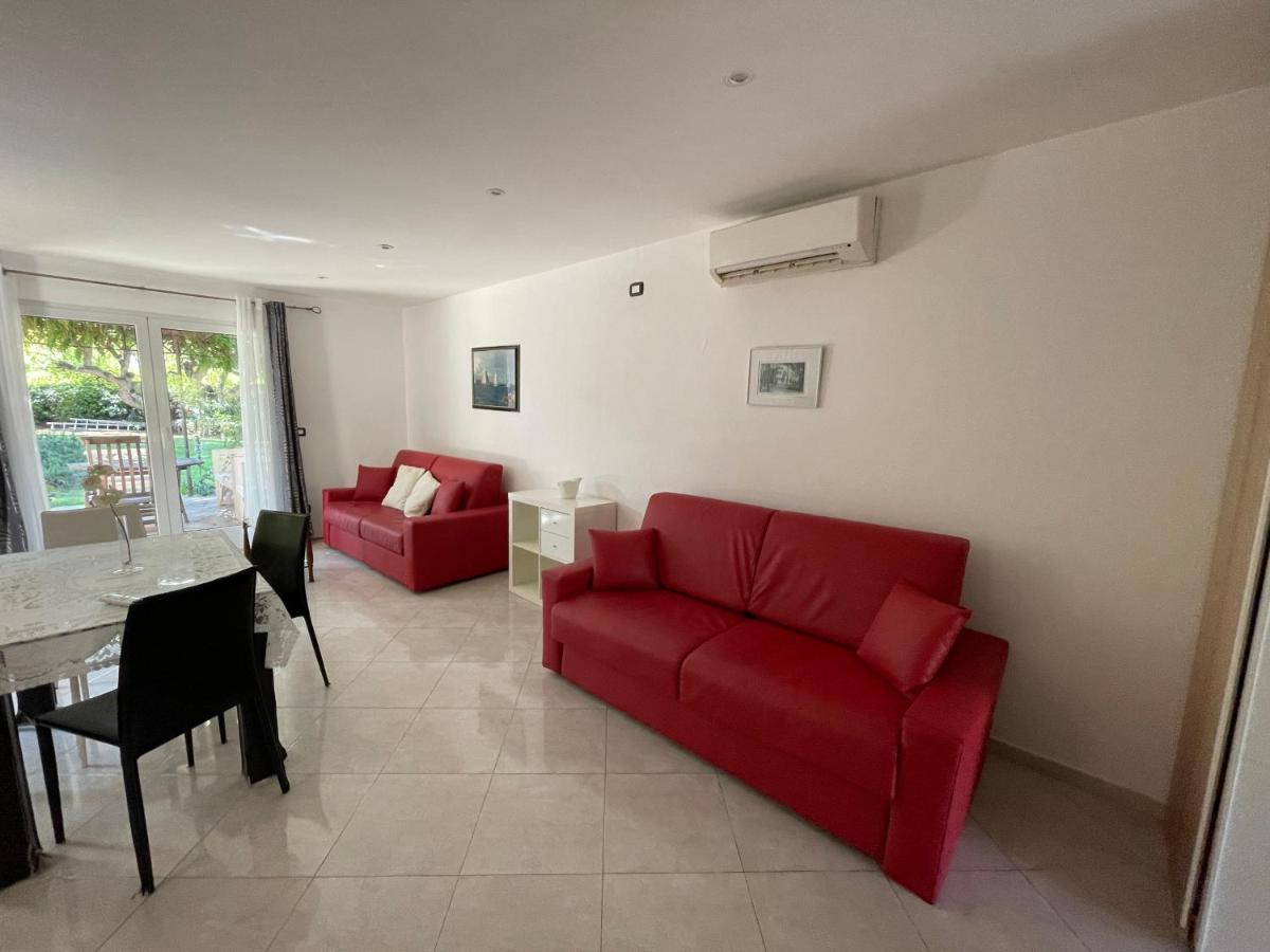 גרימו Villa Angelina Garden מראה חיצוני תמונה